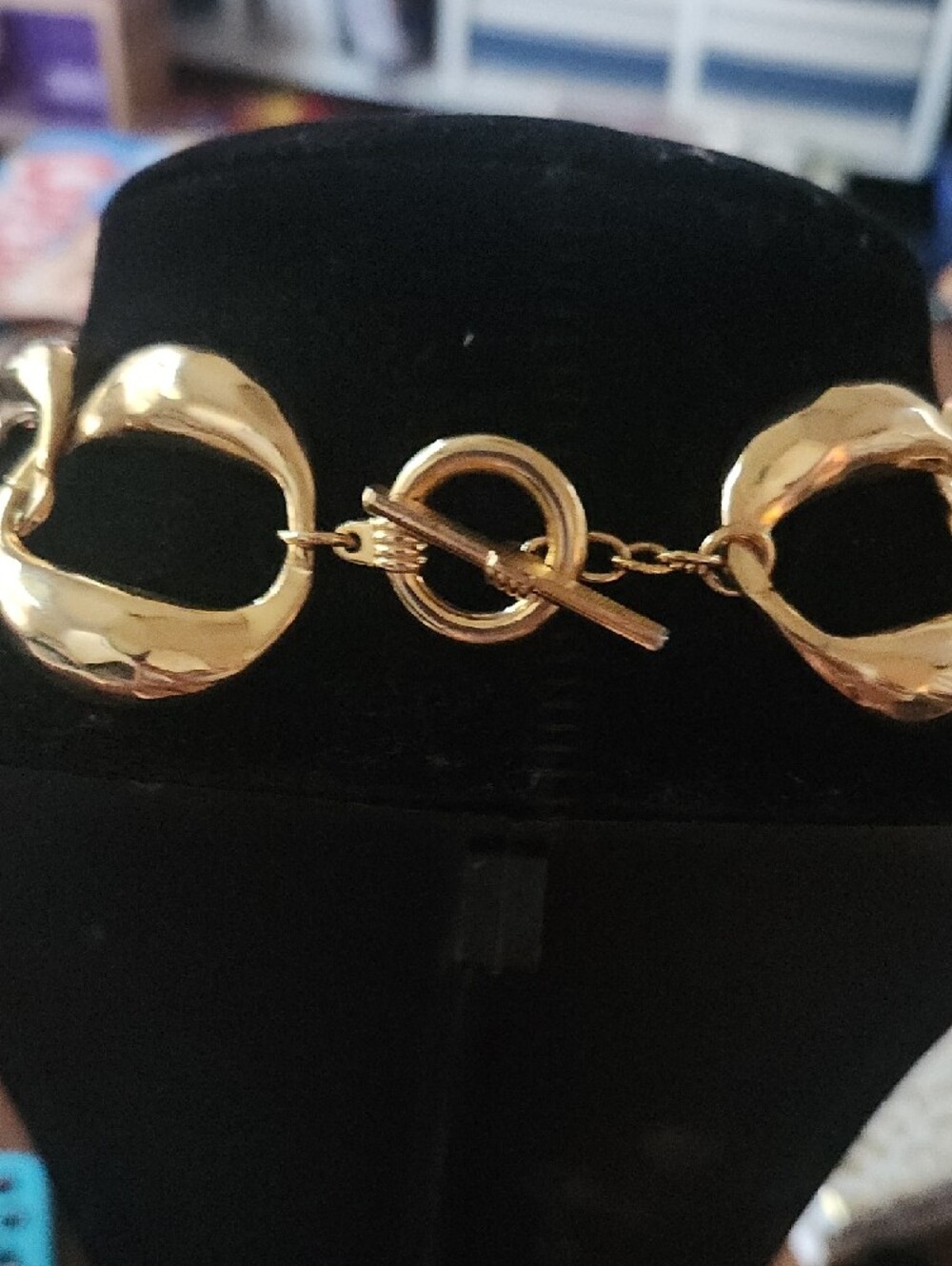 Vintage Gold Link Statement Necklace - Picture 2 of 4